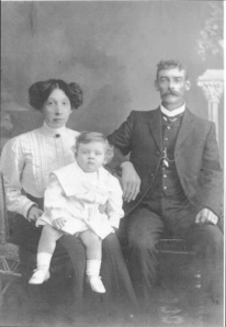 Geraldine Harrison Grey, her husband, Edward Martin Grey, and their son, Bernard Edward Grey, c. 1910